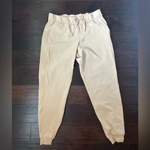 Lululemon Joggers size 8